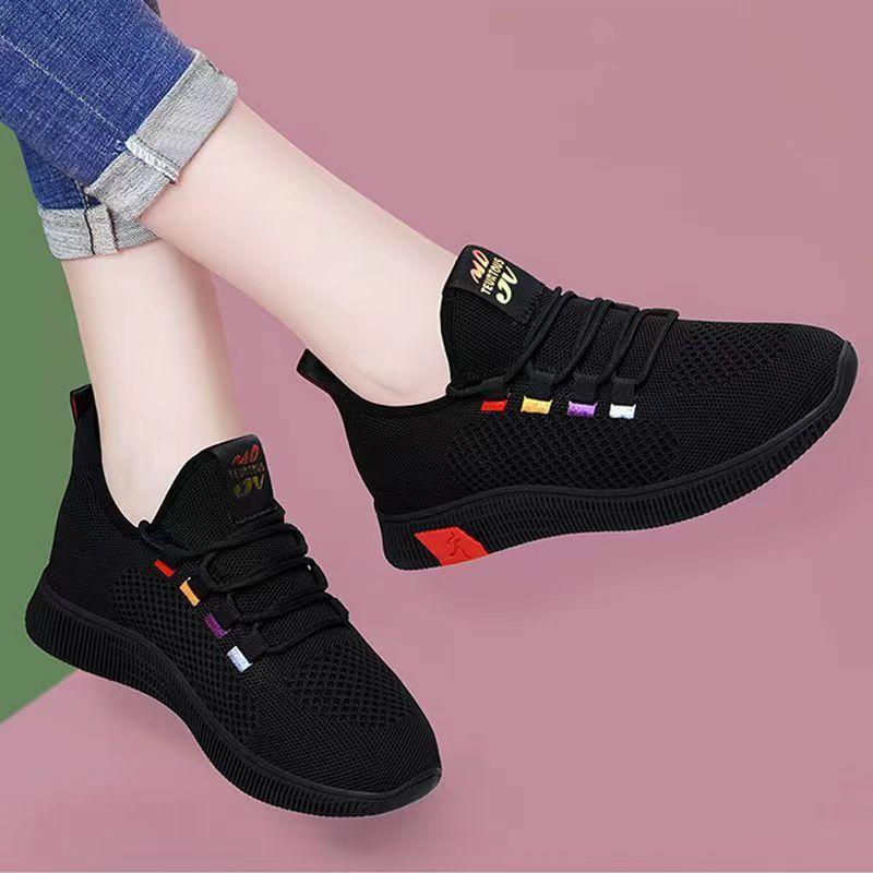 Neue weiche Sohle rutschfeste Küchenarbeits- schwarze Arbeitsschuhe Damen alte Pekinger Stoffschuhe lässige Sportschuhe Fitness Laufen