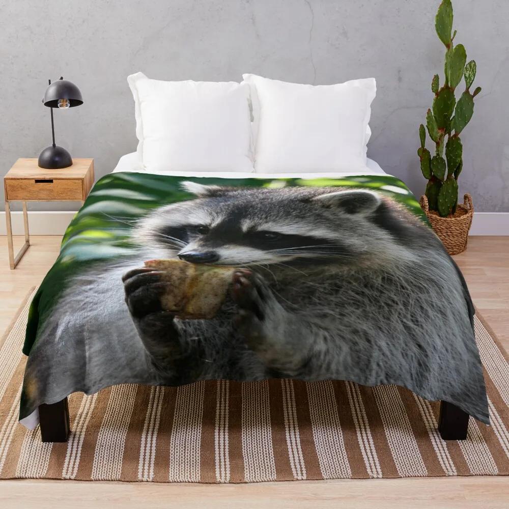 Raccoon Flannel Throw Blanket King Queen Size Cute Kawaii Wild Animals Blanket For Bed Sofa Couch Super Soft Lightweight Warm