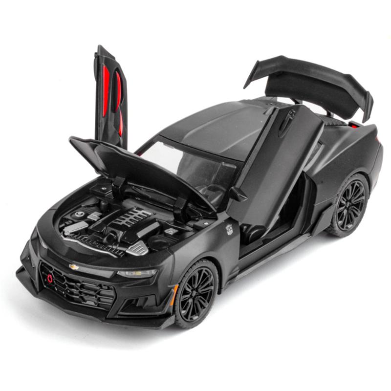 1/24 Alloy Die Cast Chevrolet Camaro Sports Car Model Toy Vehicle Simulation Sound Light Pull Back Collection Toys for Children Gifts