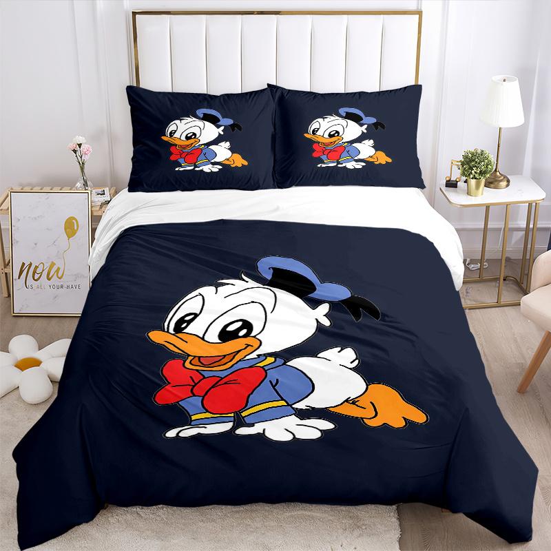 3pcs The Small Donald Duck Quilt Cover Set (1 Quilt Cover + 2 Pillowcases Without Pillow Core), High-Definition Printing for Home and Dormit