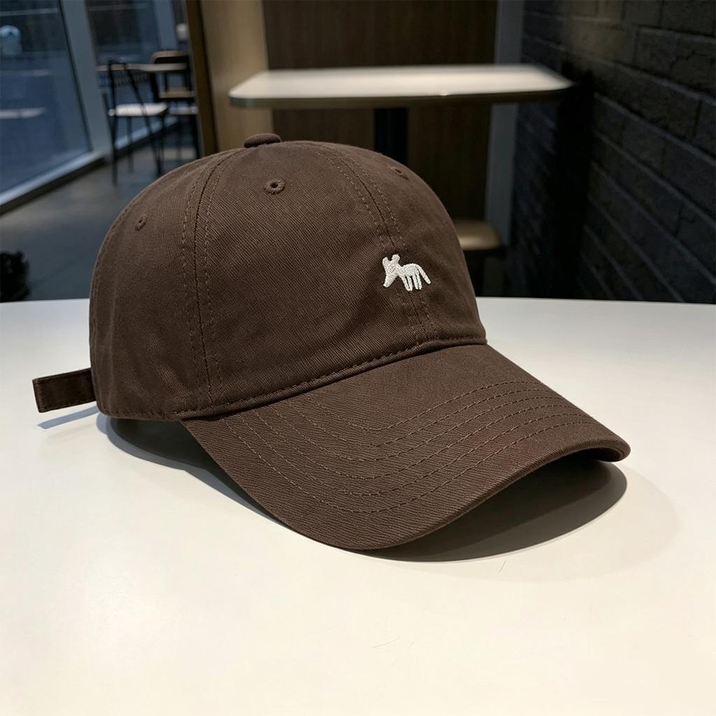 Japanese and Korean animal pattern embroidered versatile soft top baseball cap casual fashion men's and women's embroidered cap