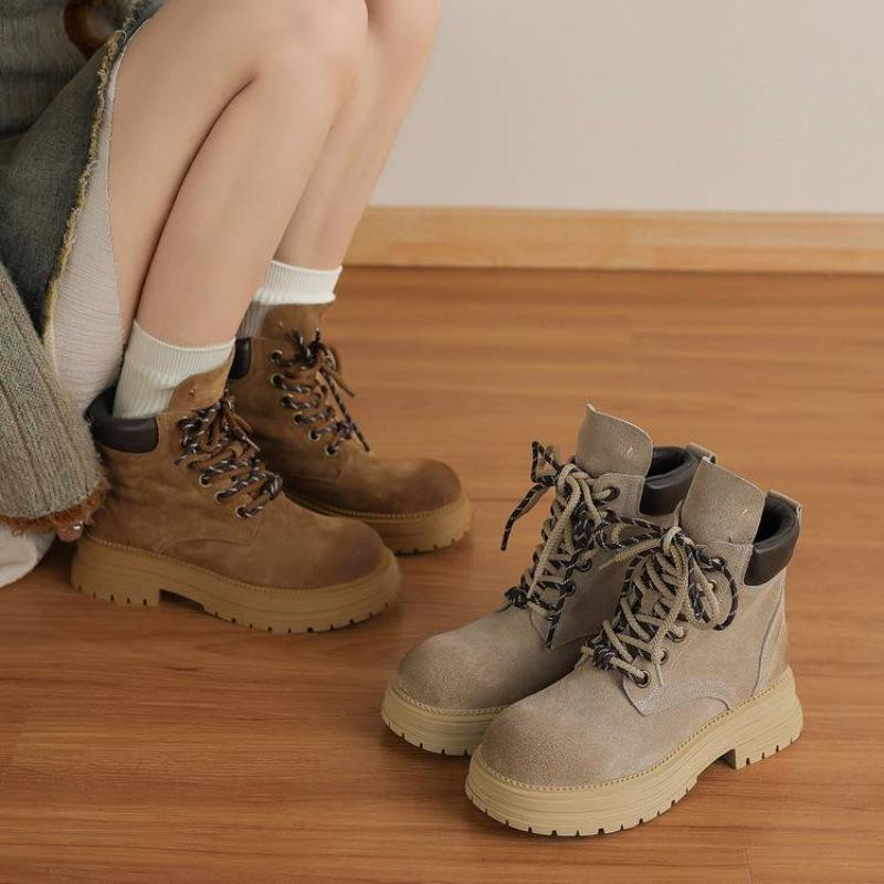 Autumn and Winter Women's Knight Boots Rubber Platform Large Size Women's Boots Middle Heel Round Head Versatile Leather New Cowhide Short Boots