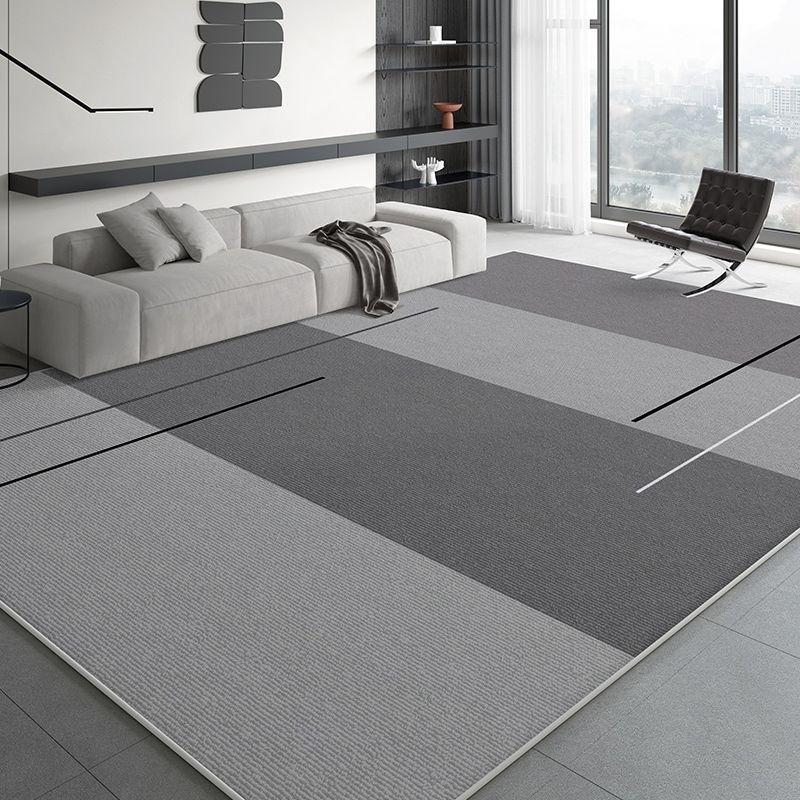 Fashion Minimalist Flannel Area Rug Plush Non-Slip Living Room Carpet Black and Grey Color Floor Mat for Cozy Bedroom Home Decor