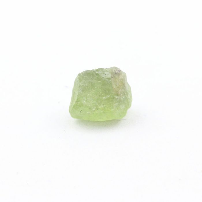 Pierres et Minéraux. Peridot.2.350 ct. Almklovdalen, Vanylven, Norvège.