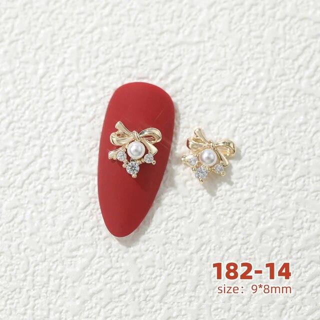 10 bucăți Fluture Zircon Decor unghii Bijuterii Zircon Cristal Perle Pandantiv Manichiura Strass de înaltă calitate Accesorii