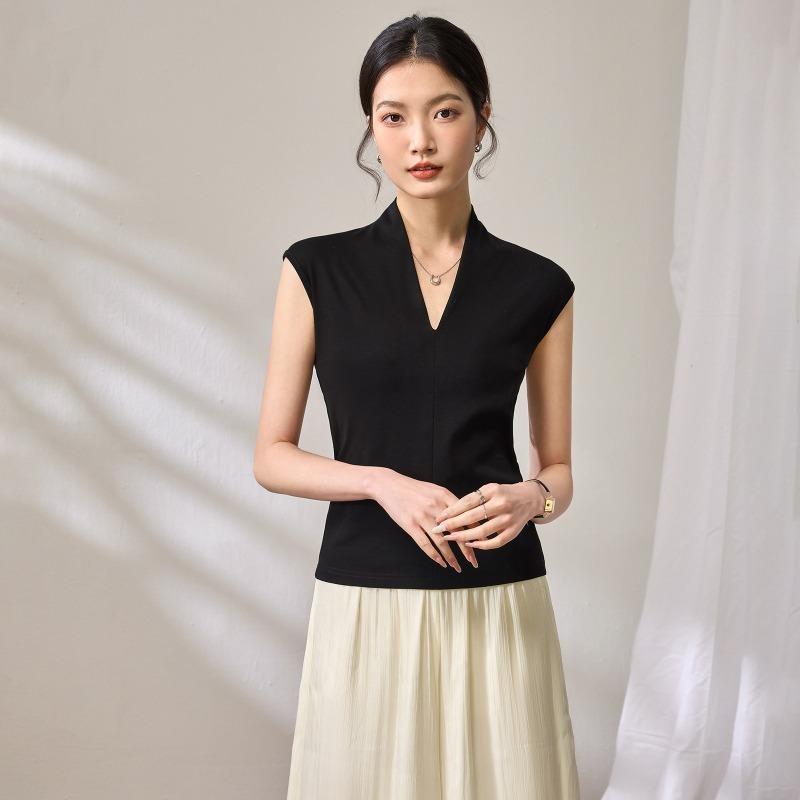 

Women Elegant V Neck Sleeveless T Shirt Summer New Arrival Stylish Design Casual Ladies Top S чорний