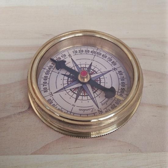 Compass, Robert Frost Poem Engraving, Brass, 5.08 cm. 100 Year Calendars with Anchor Compass, in Leather Case