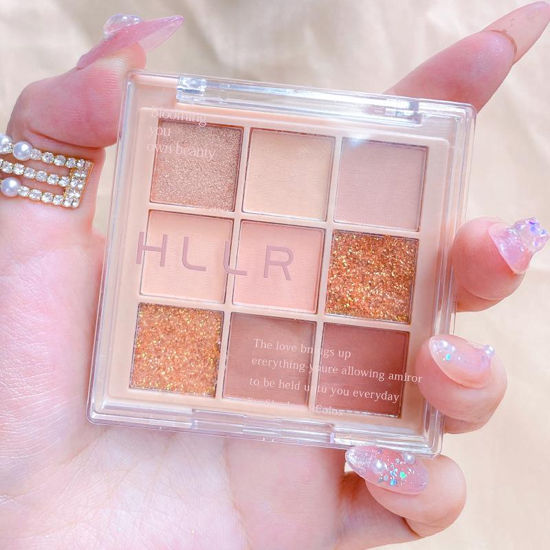 

Helen Liren Earth Tone Matte & Glitter Eyeshadow Palette - 9 Colors