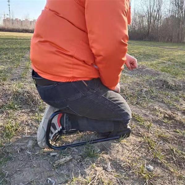 Ergonomic Garlic Picker & Kneeling Pad: Mobile Garden Work Bench To Relieve Knee Pressure