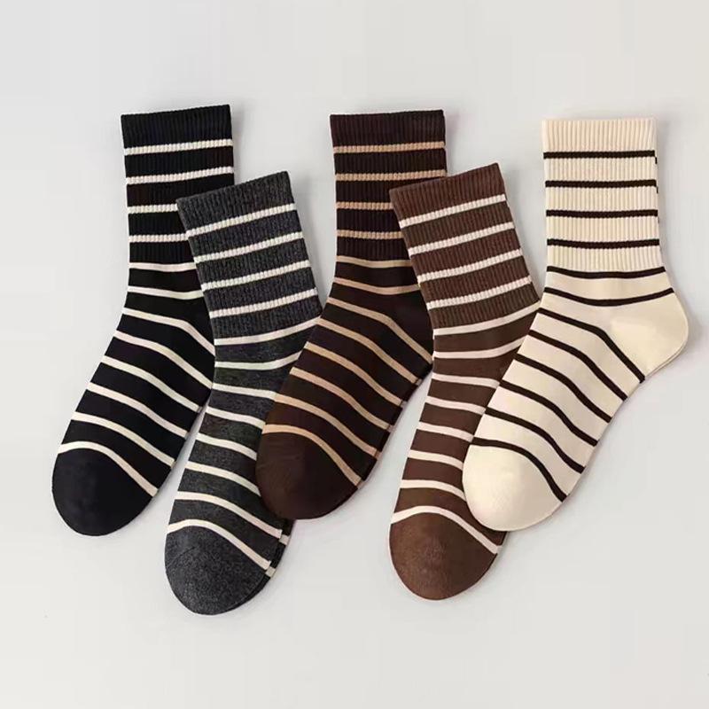 5 Pairs of Female Spring and Autumn Solid Color Striped Students Movement In The Tube Pile Cotton Socks