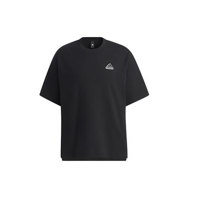 adidas Badge of Sport T-Shirt mit Seitenschlitzen und Rundhalsausschnitt Herren Oberteile Schwarz HA3648
