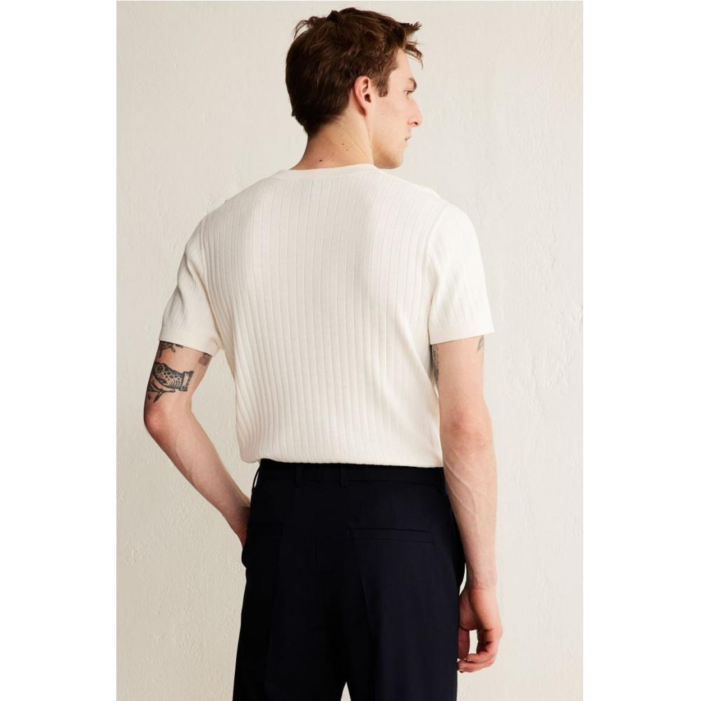 H M Regular FiT KniT T sHirT ligHT Beige