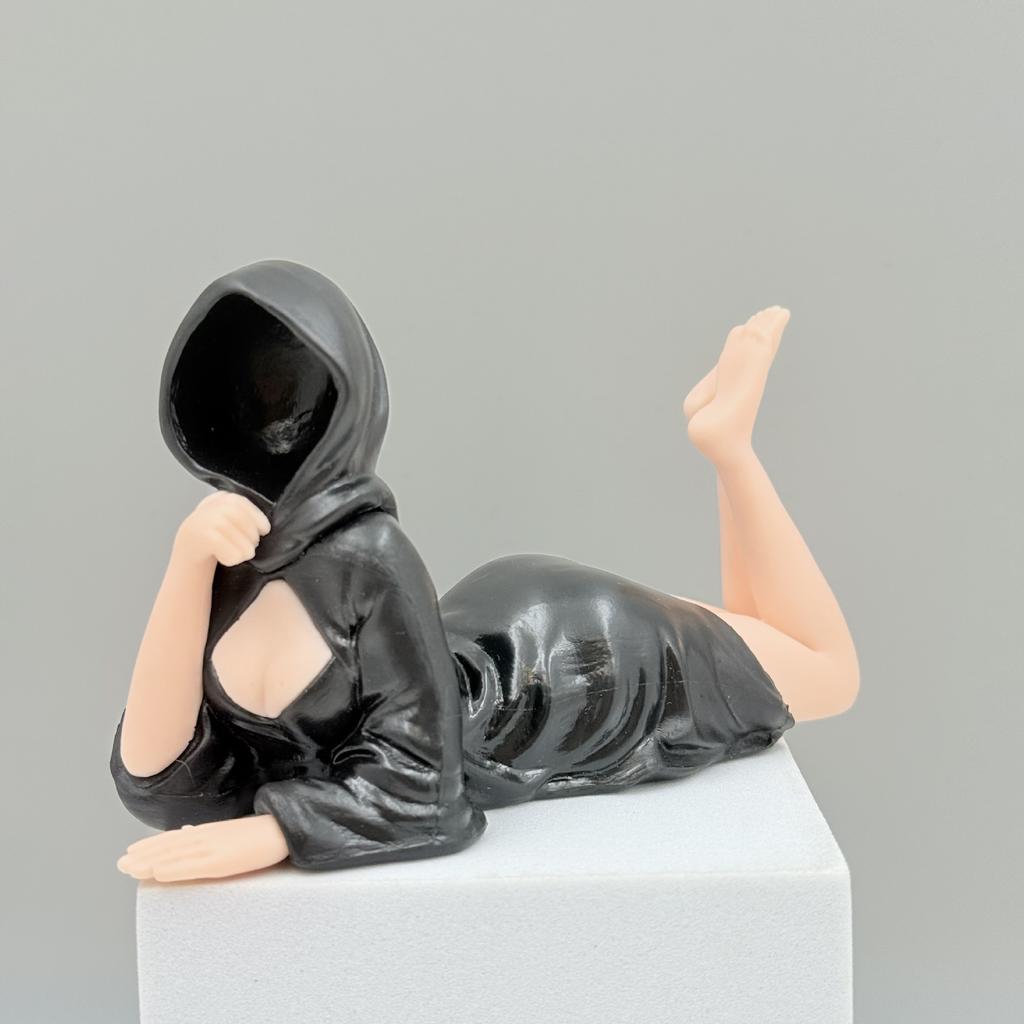 Anime Girl Mysterious Black Robed Queen Phantom Mother Dark Style Chassis Desktop Ornaments Bagged Handmade