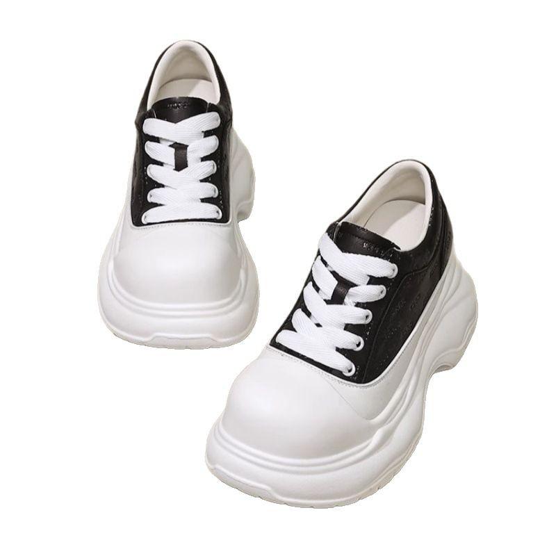 Inner height increase small white shoes small women 2025 spring and autumn new thick-soled muffin sports versatile big head casual board shoes