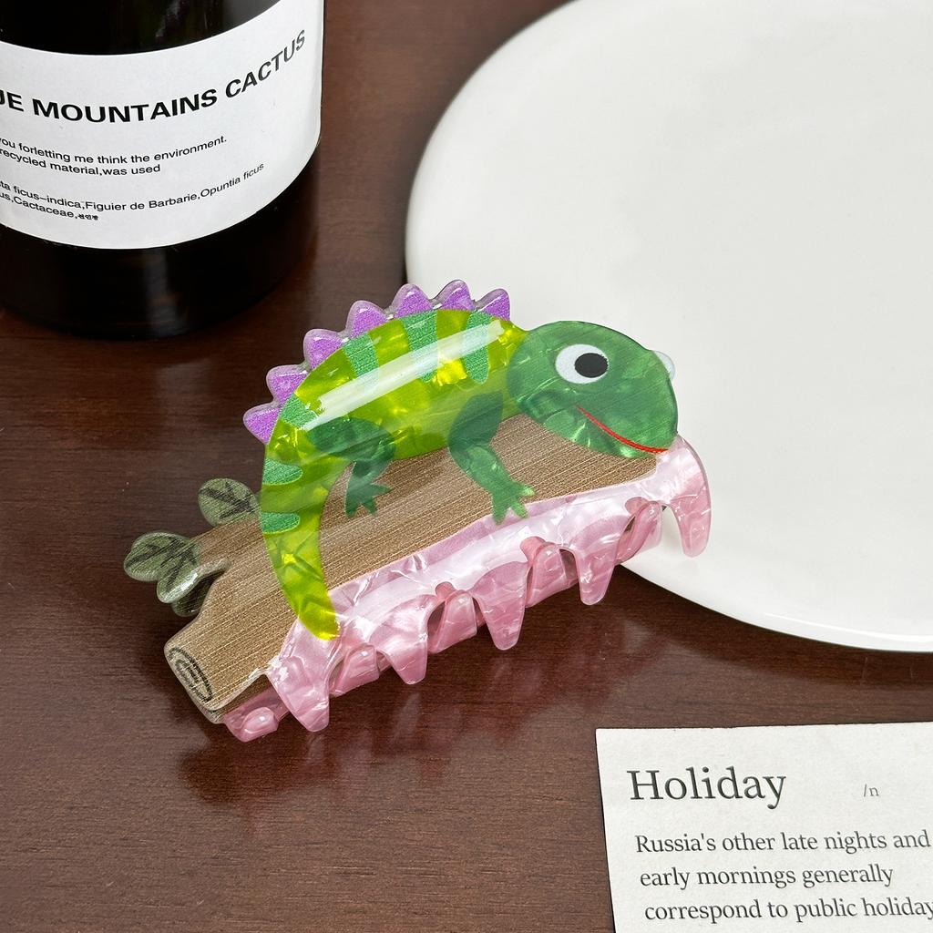 Animal Charming Hair Claw Clips Crafted From Acetate Ideal For Fashion Women Forward