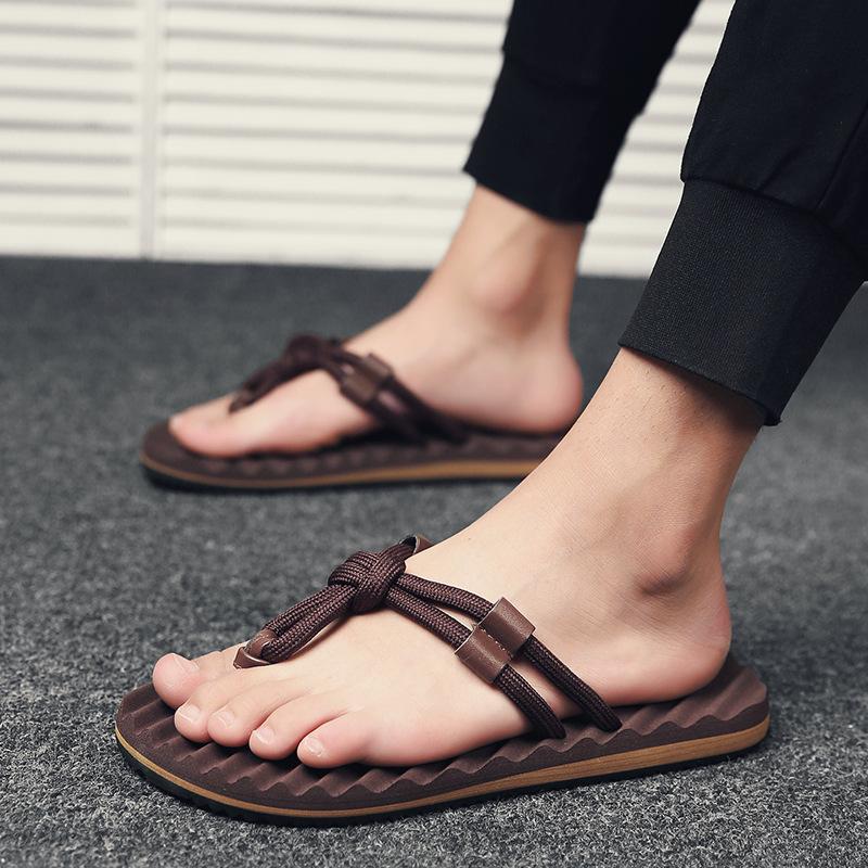 Flip-flops men's summer trend new outdoor casual outer wear pinch feet beach non-slip wear-resistant cool slippers men