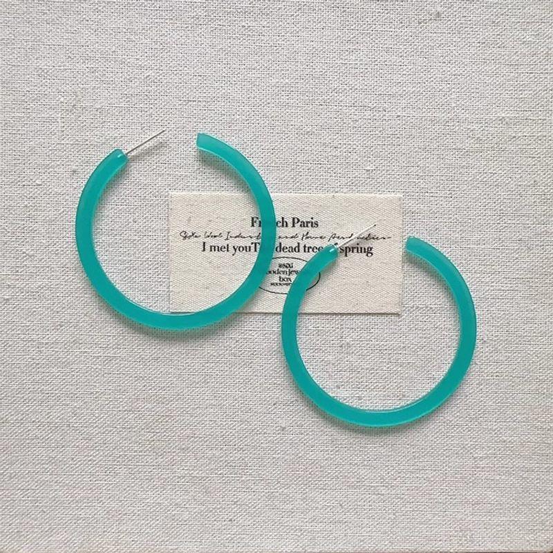 

Марго Ручная работа Синее Кольцо с Большим Ухом Стиль Отпуска Игла из Серебра 925 пробы Простой Браслет Серьги 2025 Новые Пусеты Клипсы для Ушей A pair of emerald blue 925 silver stud earrings