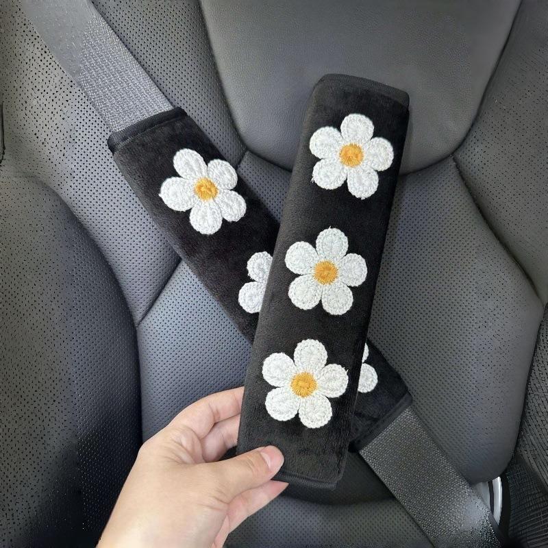 

2PCS Car Seat Belt Shoulder Cover Flower Car Soft Anti-Strangle Protective Cover Ladies Muse Car Decoration 2pcs чёрный