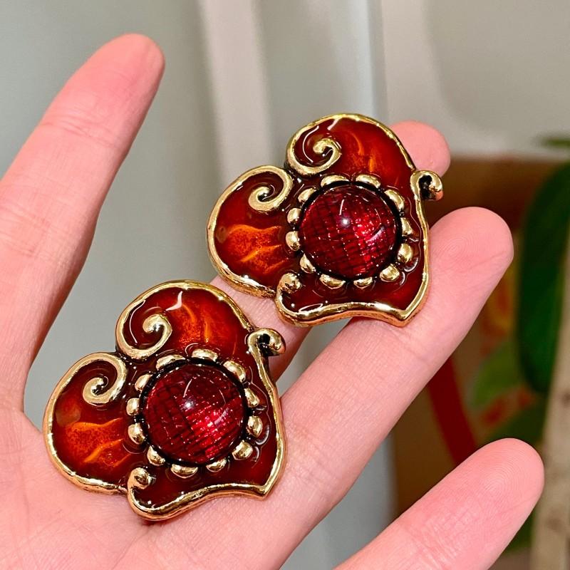 

Модные серьги-подвески для женщин