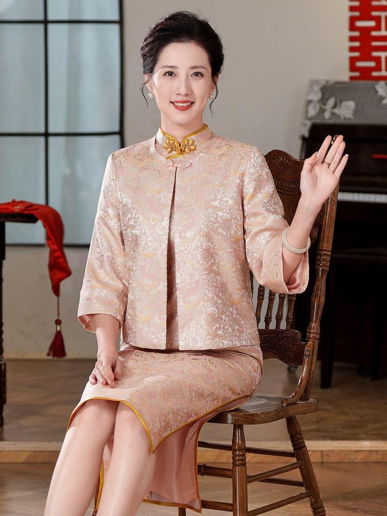Elegant Retro Qipao Jacket: New Chinese Wedding Mother’s Autumn/Winter 2025 Top (Style 60671)