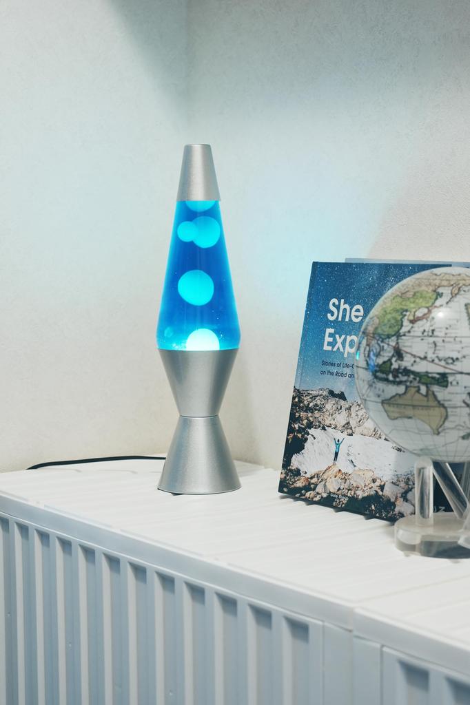 Bcl Lava Light Silver X Blue Table Lamp