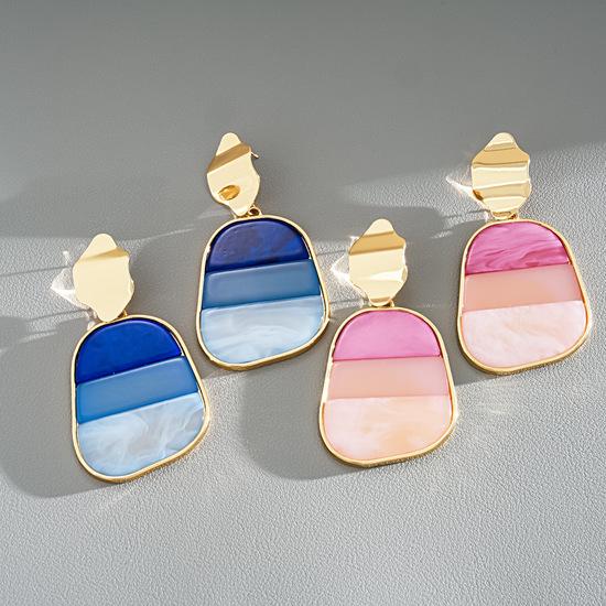 Two-tone acrylic square geometric silver needle earrings, unique dopamine studs, high-end earrings for women