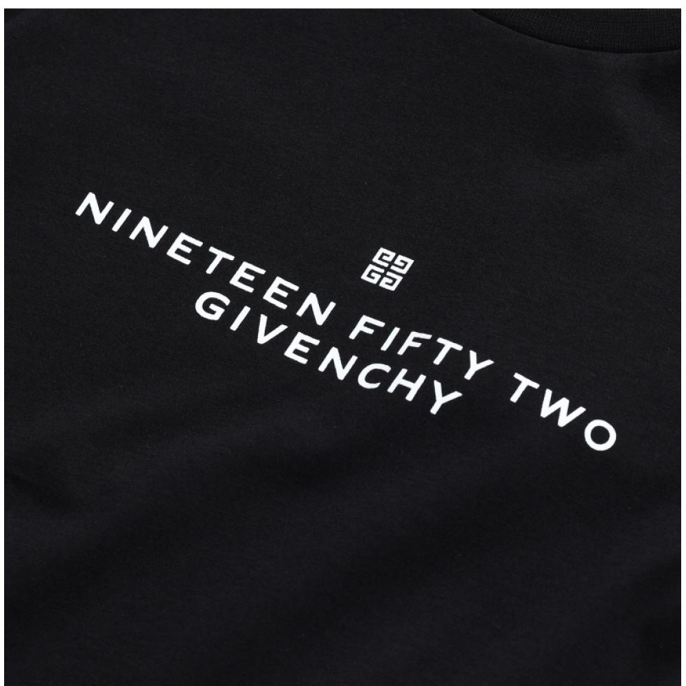 Givenchy H25445 09b Archetype Logo Print Kids Short Sleeve Tee