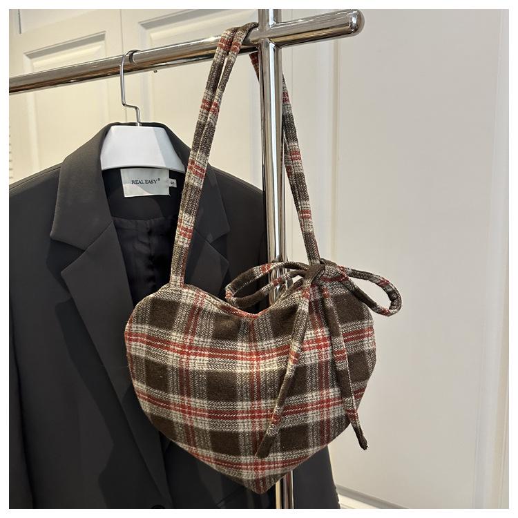 Heart-Shaped Canvas Plaid Crossbody Bag - Korean Style, Large Capacity, Versatile Shoulder Bag for Women and Students