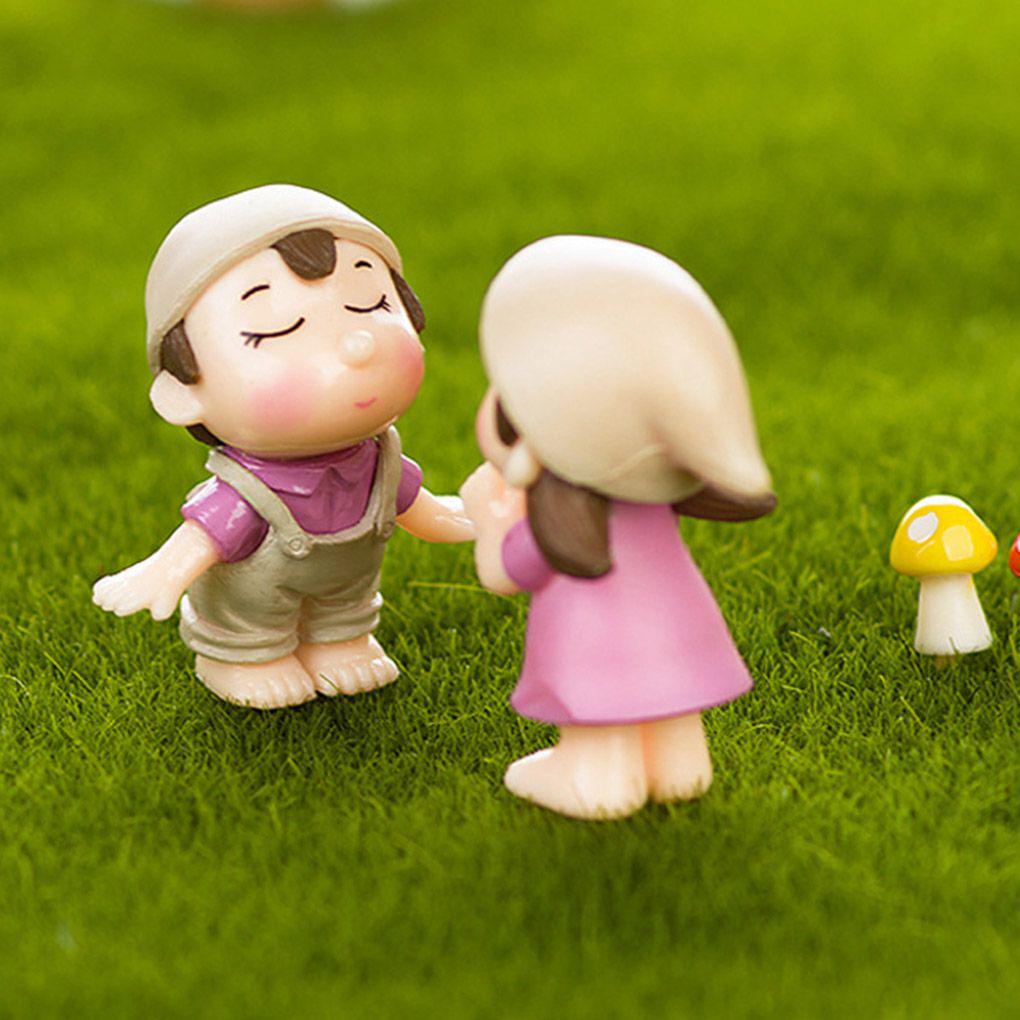 Romantic Couples Figurines Fairy Garden Miniatures Ornaments PVC Cute Boy and Girl Lovers Kiss Wedding Dolls