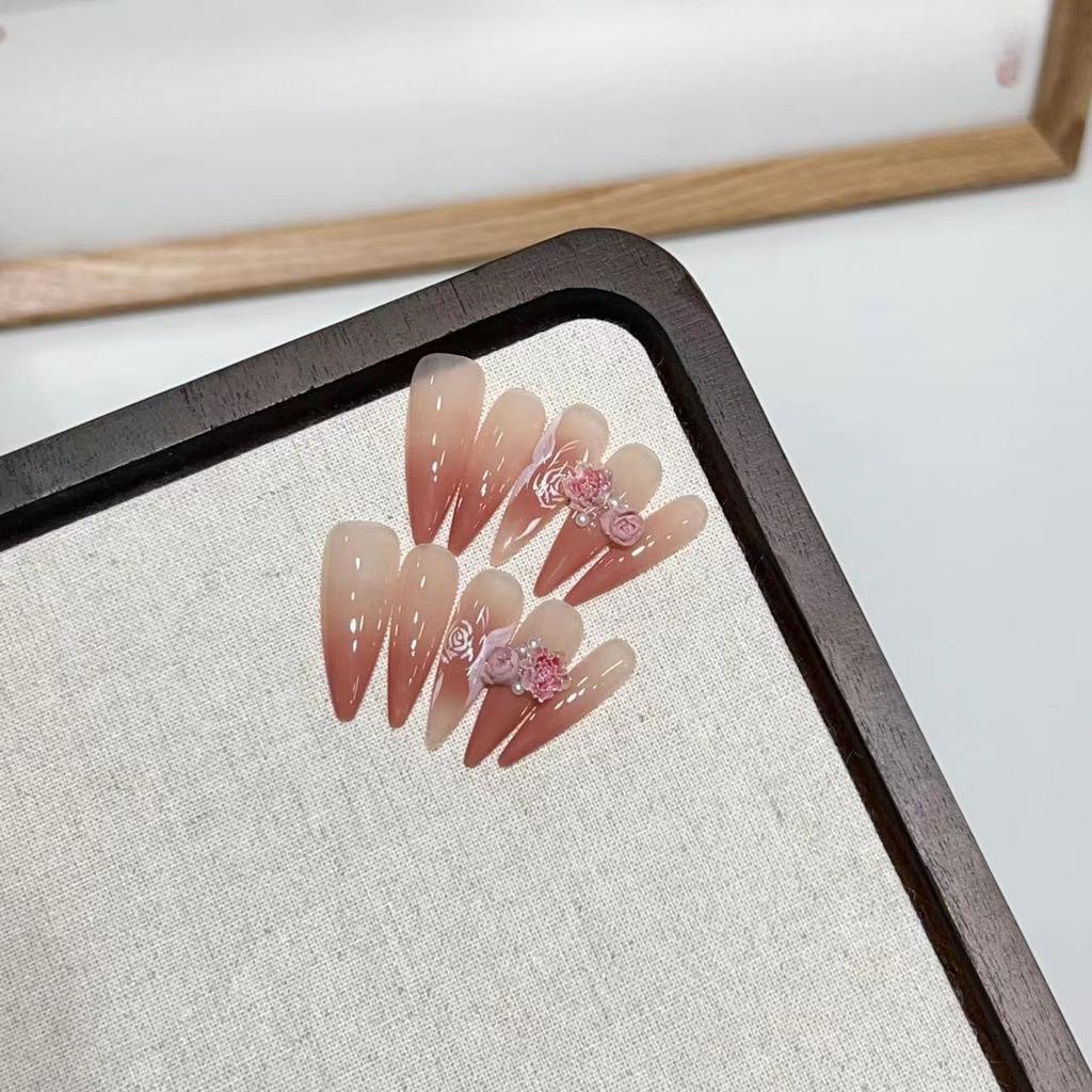 Wearing Armor Handmade High-end Atmosphere Hand-painted Roses Gradient French Manicure Finished Product Detachable Fake Nail Sheets