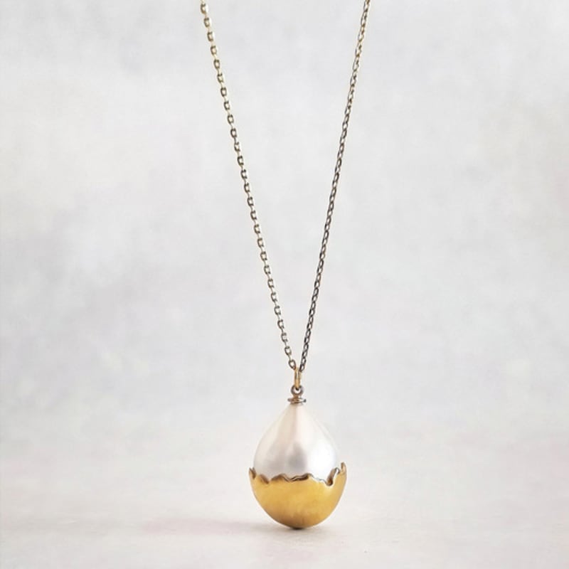

MOI studio Golden Egg Long Necklace GOLD_ONE