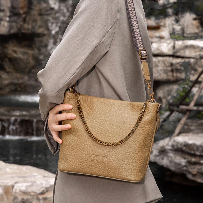 Leqisewen Women's Leather Tote Bag