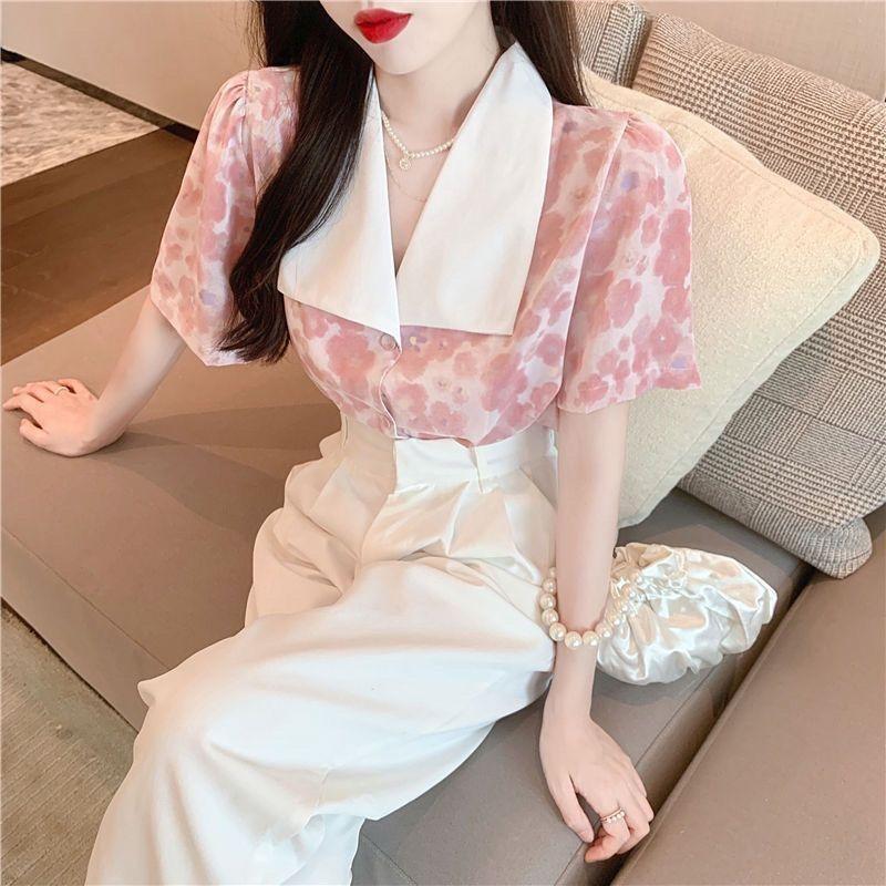 Design-sinnliches Nischen-Revers-Blumen-Chiffon-Hemd Damen-Puffärmel Französisches Oberteil