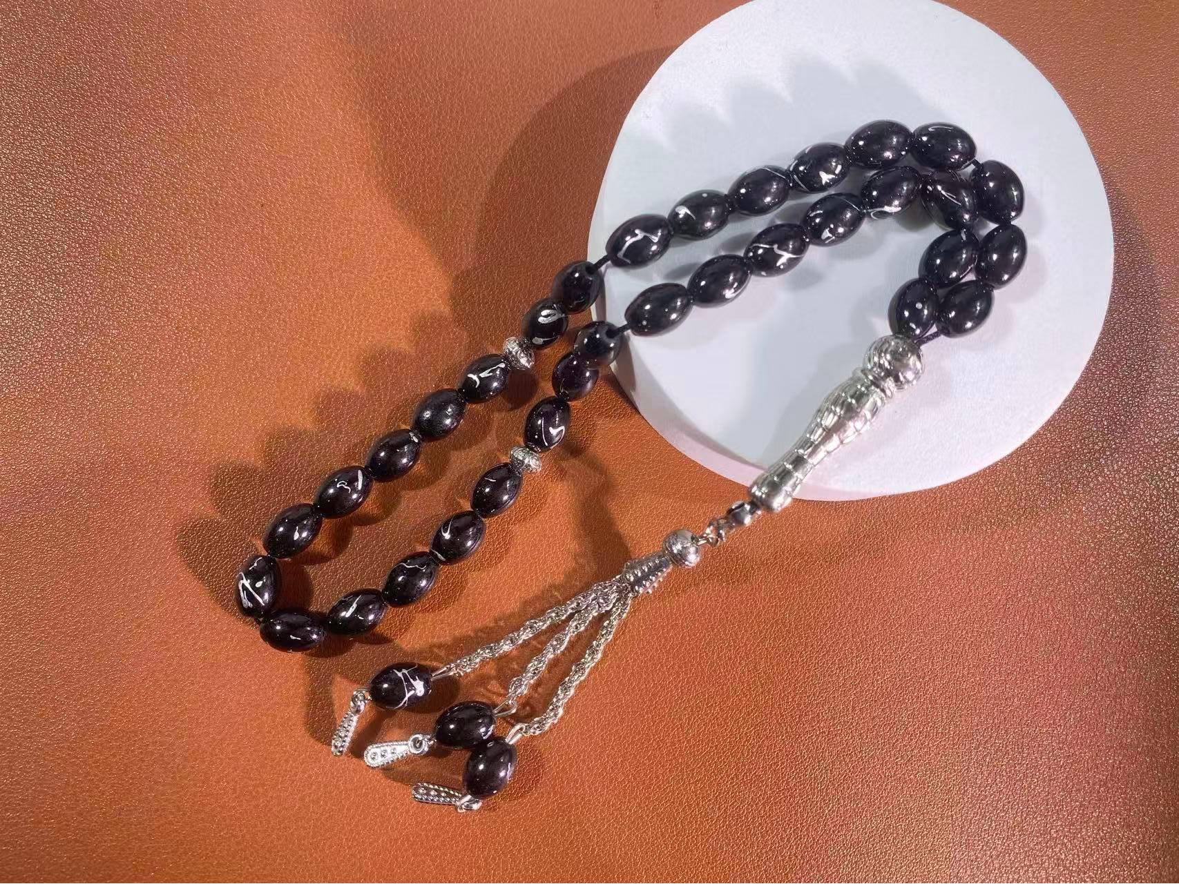 Classic 33-Bead 10mm Glass Firecracker Muslim Prayer Beads with Iron Tassel Bracelet (Tasbih) чёрный