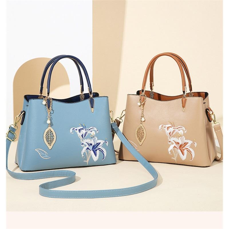 New Chinese Style Embroidery Spacious Ladies Handbag, Elegant Multiway Shoulder Crossbody Holiday Present