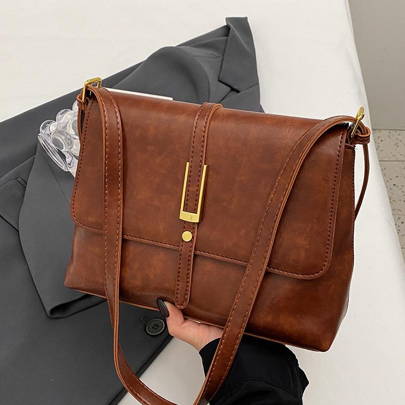 Große Tasche, Damen-Umhängetasche 2024, neue Herbst- und Winter-Retro-Umhängetasche, beliebte kleine quadratische Tasche in diesem Jahr