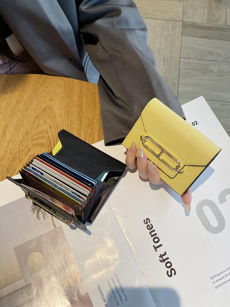 2025 Women's Genuine Leather Card Holder: Stylish, Exquisite ID Bag with Multiple Slots and Anti-Demagnetization Cowhide.