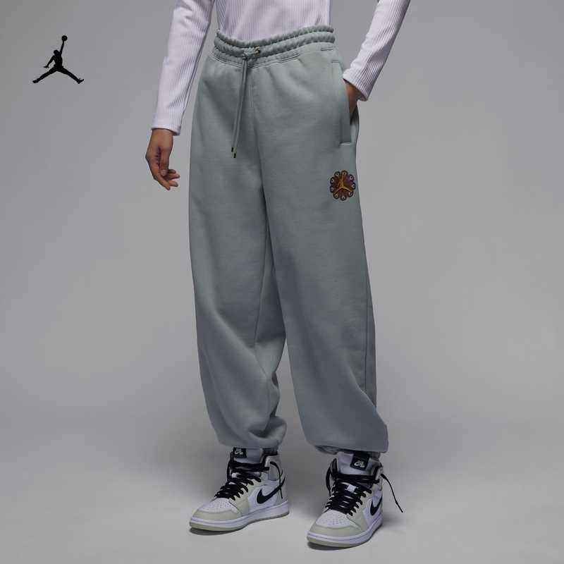 Jordan Logo Lace Up Elastic Cuff Fleece Lined Sweatpants Knitted Sweatpants Women's Floating Lime FZ6451-046