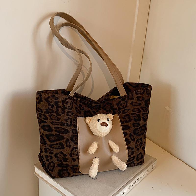 

Large-capacity Tote Bag, Casual and Retro, Single-shoulder Bag for Commuting To Work, Cartoon Handbag кавовий