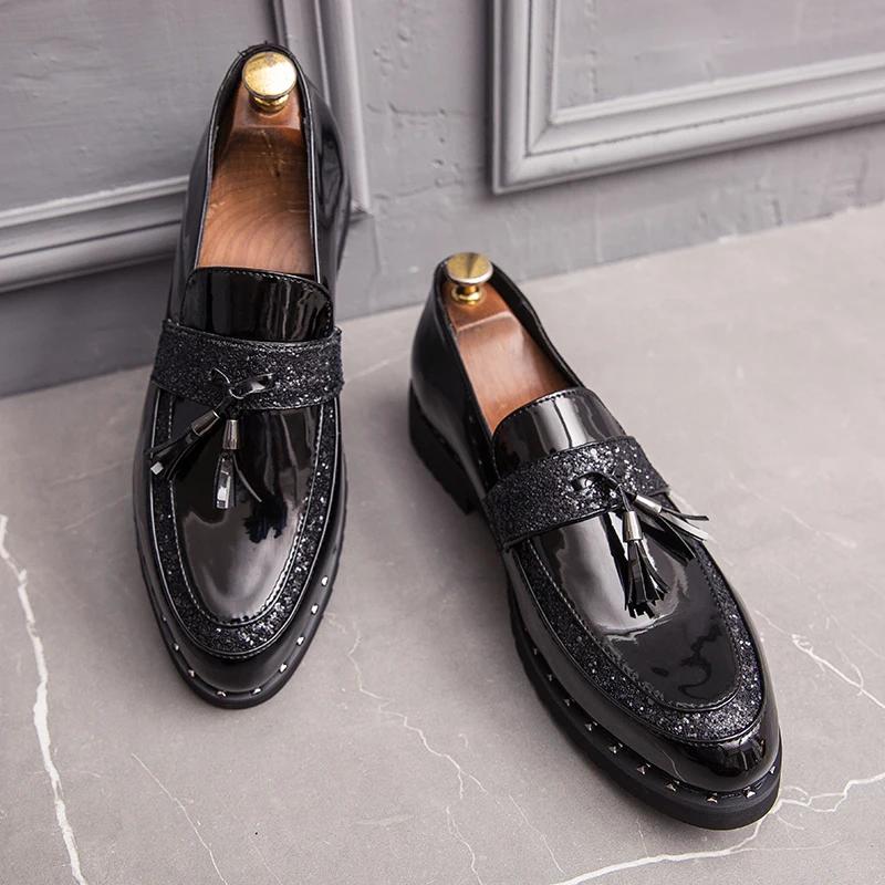 Fashion Patent Leather Shoes For Men Formal Men Classic Coiffeur Italian Tassel Loafers Men Party Shoes Wedding Club Dress Shoes