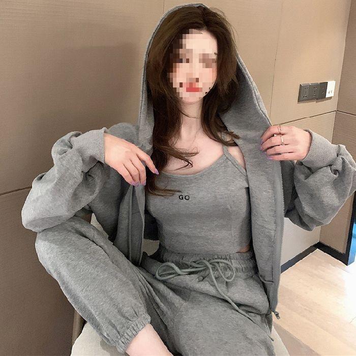 Age-Defying Slim Fit Women's Spring & Autumn Korean Fashion Hooded Three-Piece Running Set