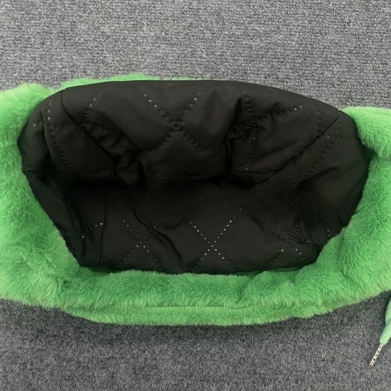 Chapeau chaud et froid quatre saisons à motif tridimensionnel brodé de dessins animés européen et américain d'automne et d'hiver