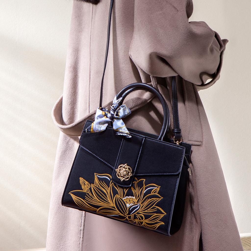 2025 Spring New Niche Handbag, New Chinese Style Embroidery, High-End Mom Bag, Single Shoulder Crossbody Tote Bag for Women