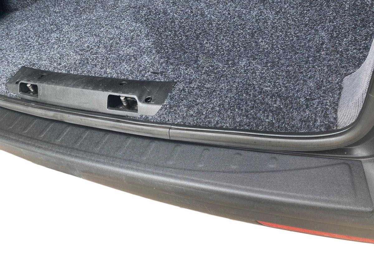 

Rear bumper trim DDU (1 door, ABS) for Volkswagen T6