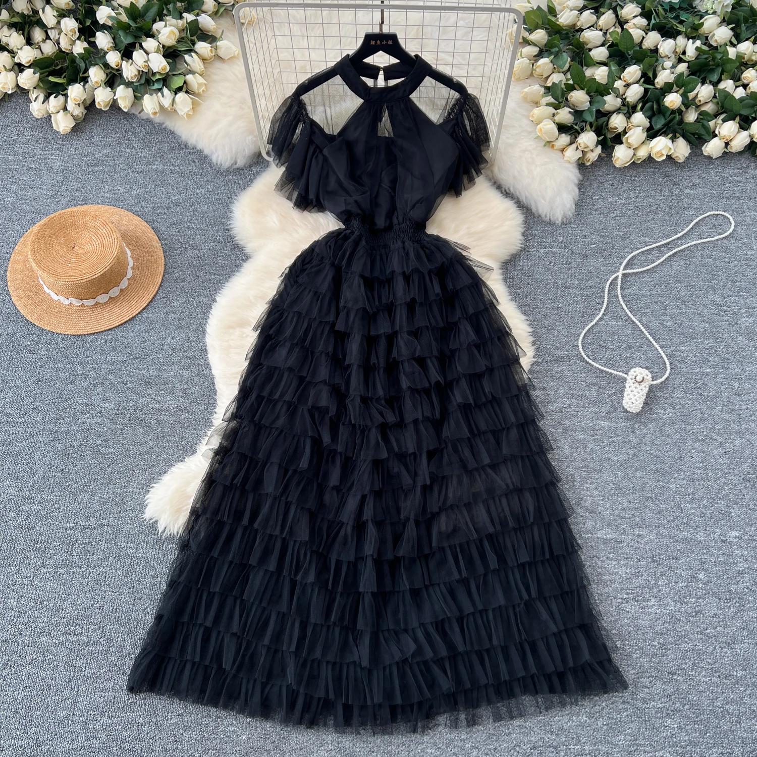 Винтажное базовое платье с круглым вырезом и коротким рукавом — фото 24