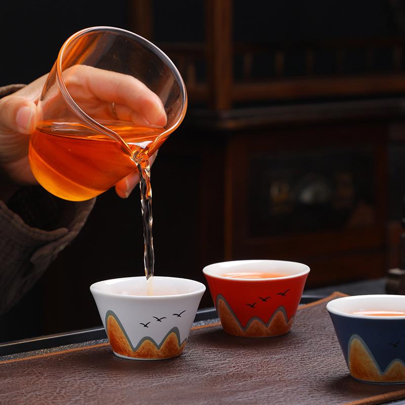 Guochao merchandise gift box Kung Fu tea set Yuanshan tea cup ceramic master cup thousand miles Jiangshan tea cup business gift