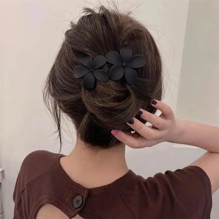 Flower Hair Clips Fashion Matte Black Floral Hairpins Hair Claw Clips Non-Slip Hair Clamps Grab Elegant Hair Accessories