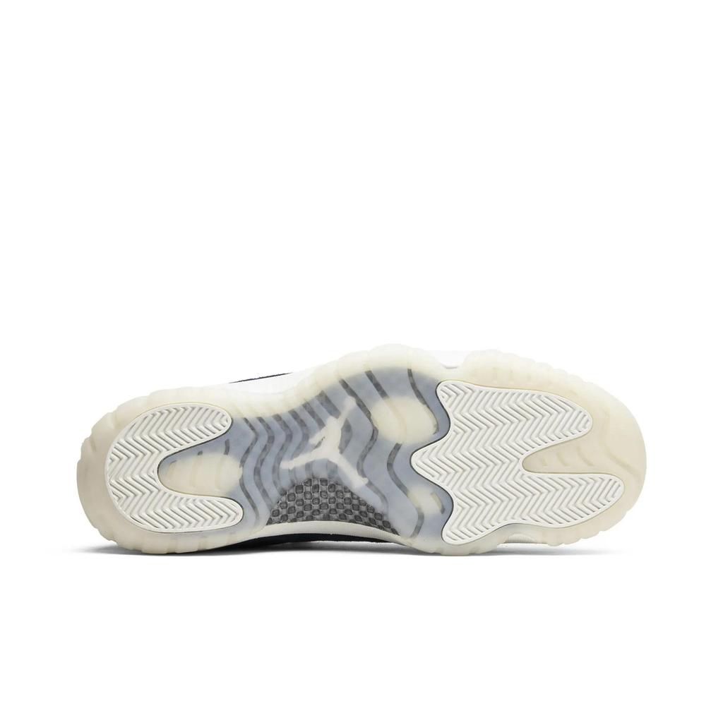 Air Jordan 11 Retro Low 'RE2PECT' (Unisex) binary blue / sail-binary blue Vintage Basketball Shoes AV2187 441