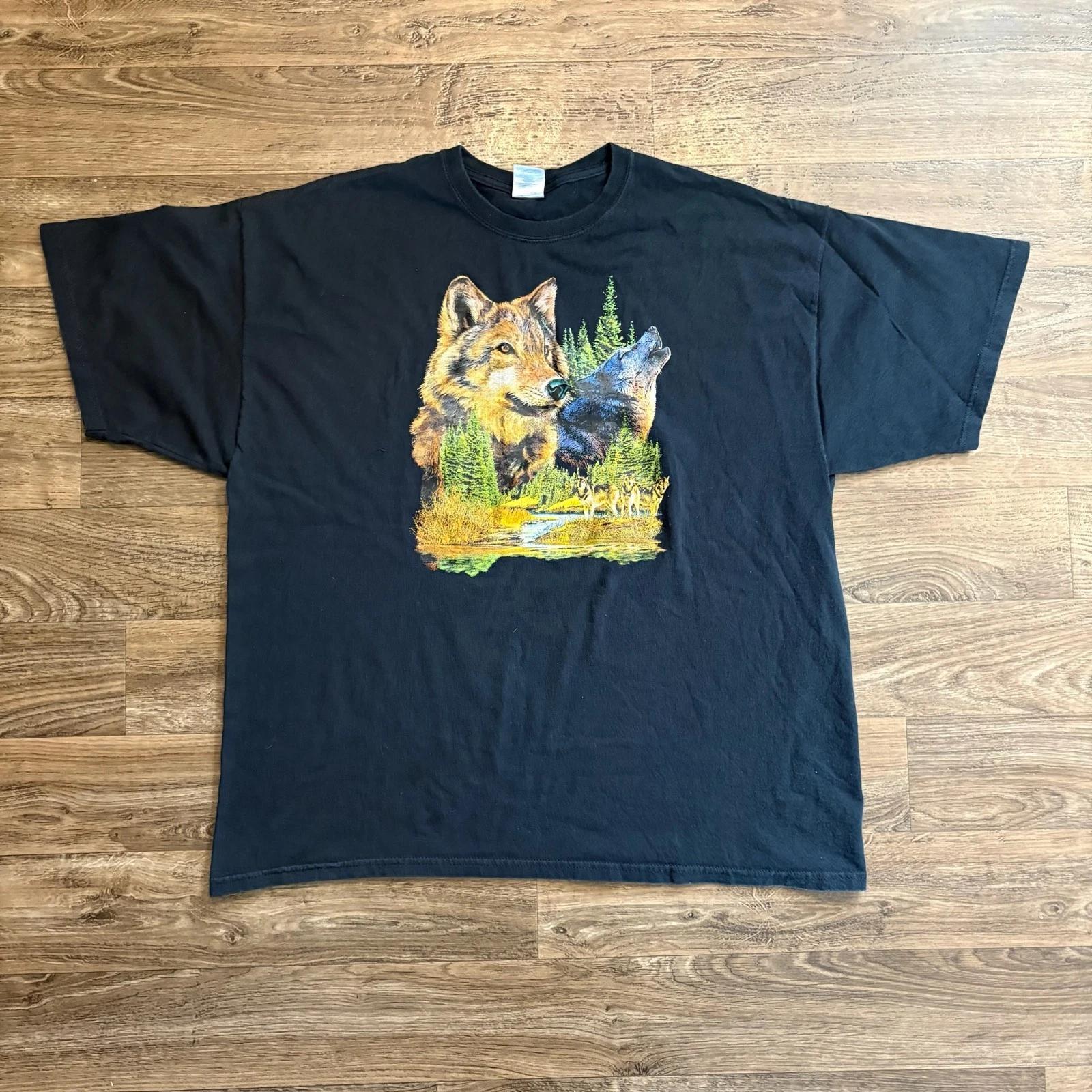 Y2K / Vintage Wolf Nature Graphic T Shirt Wildlife Forest Howling Wolves Tee 2XL M