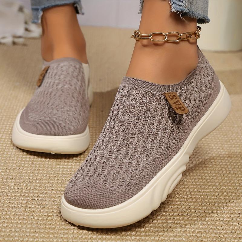 Women's Solid Color Casual Sneakers, Slip-On Round Toe Breathable Anti-Slip Shoes, Classic Flat Women's Shoes with PVC Sole and Fabric Insole